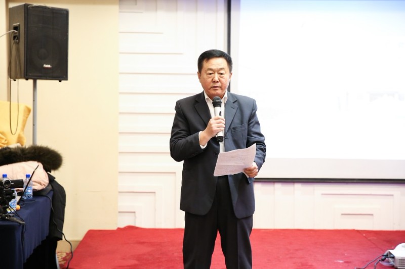 運輸部經理在十年司慶會上代表發言